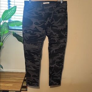 Camo Skinny Jeans for Women